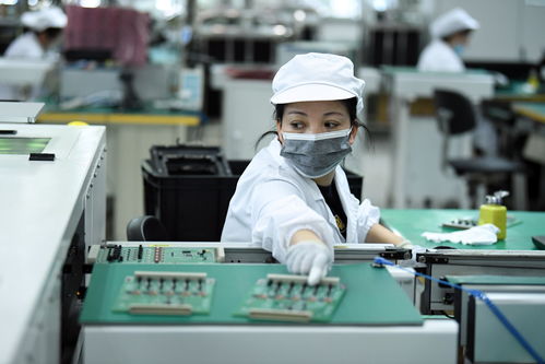 高質(zhì)量發(fā)展調(diào)研行 生產(chǎn)一線看制造企業(yè) 智改數(shù)轉(zhuǎn)網(wǎng)聯(lián)